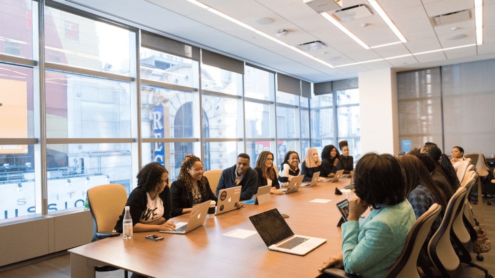 Kunjungan Siswa SMK Airlangga Balikpapan ke Kanwil DJP Kaltimtara: Memahami Dunia Perpajakan dan Senam Sadar Pajak