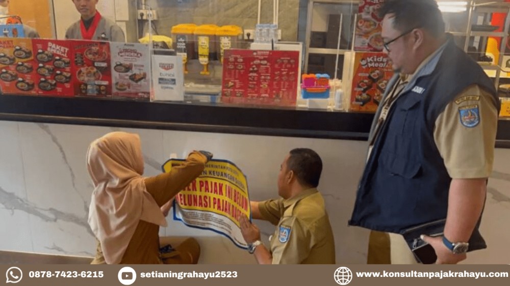 Pemkot Depok Pasang Stiker Penunggak Pajak ke Restoran